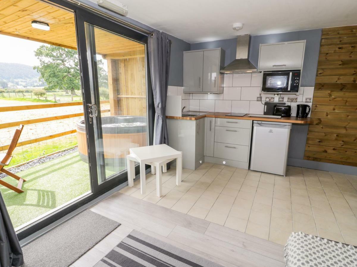 Cilan Lodge คอร์เวน ภายนอก รูปภาพ