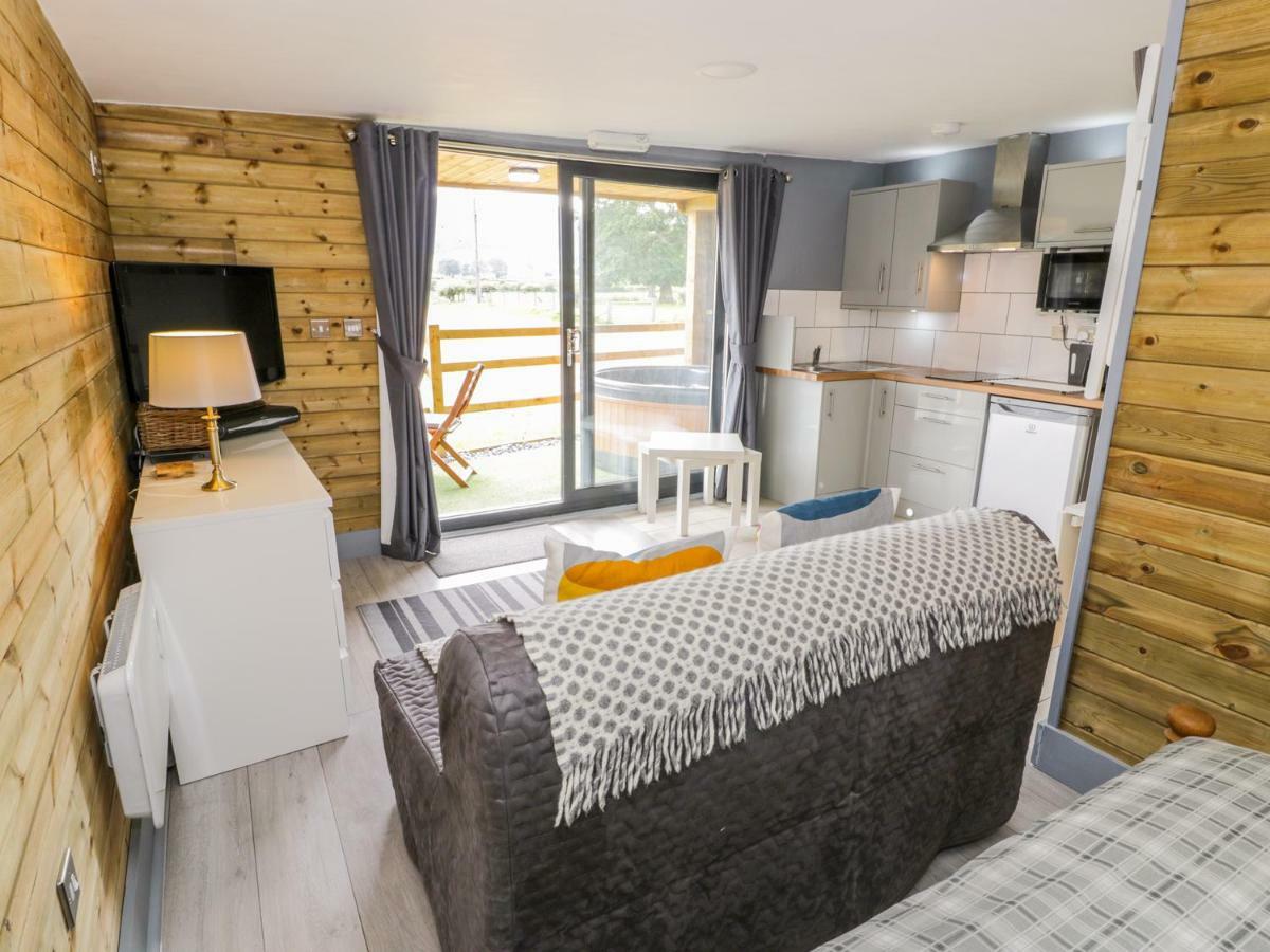 Cilan Lodge คอร์เวน ภายนอก รูปภาพ